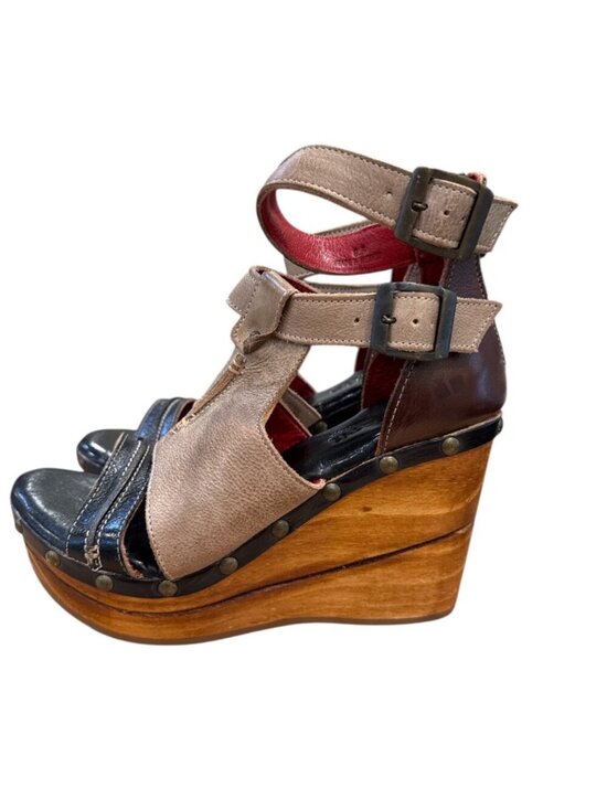 Bed Stu Shoes - BedStu Leather Strappy Wooden Wedge Sandals With Buckle & Zip Closure 8 1/2 NWT